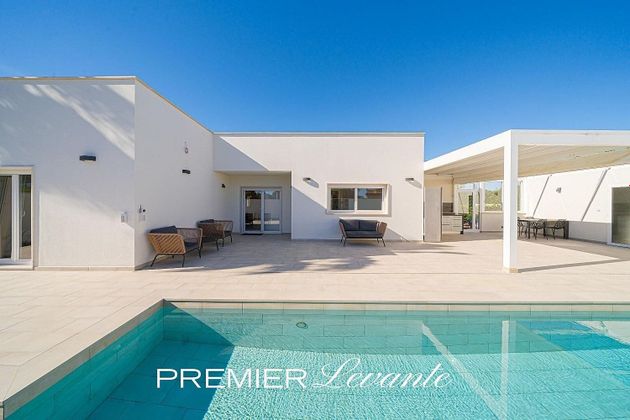 Foto 2 de Xalet en lloguer a L'Albir-Zona Playa de 4 habitacions amb terrassa i piscina