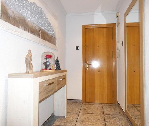 Foto 2 de Pis en venda a Ciudad de Asís de 2 habitacions amb terrassa i aire acondicionat