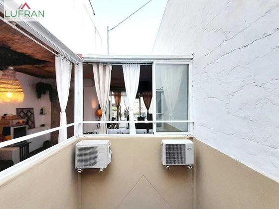 Foto 2 de Àtic en venda a Mercado de 5 habitacions amb terrassa i aire acondicionat