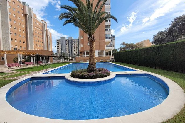 Foto 1 de Pis en venda a Playa de San Juan de 4 habitacions amb terrassa i piscina