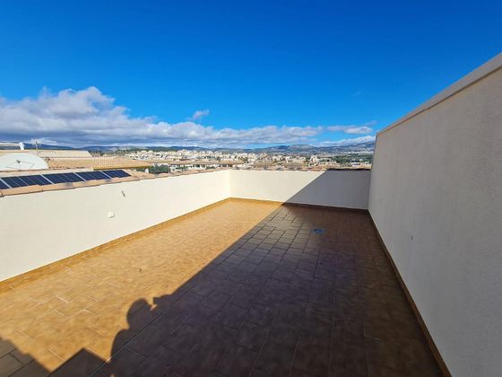 Foto 2 de Venta de piso en Castalla de 2 habitaciones con terraza y balcón