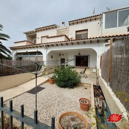 Foto 1 de Casa adossada en venda a Valle del Sol - Rio Park de 2 habitacions amb terrassa i jardí