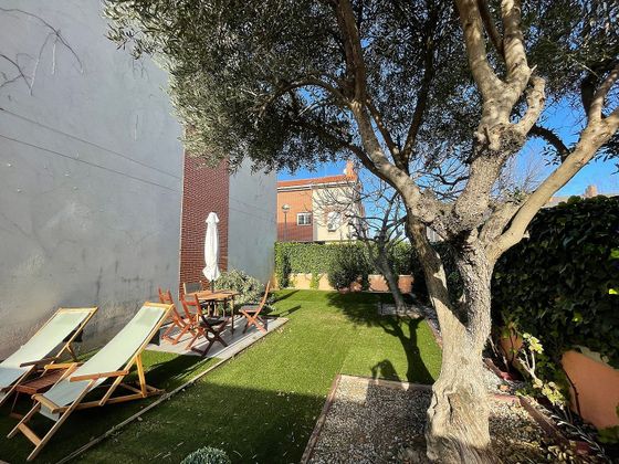 Foto 1 de Casa adossada en venda a Ensanche de 5 habitacions amb terrassa i piscina