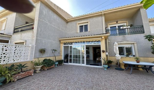 Foto 2 de Casa en venda a El Altet de 6 habitacions amb terrassa i piscina