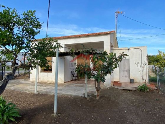 Foto 2 de Casa en venda a carretera De Torrellano Al Aeropuerto de 2 habitacions amb terrassa i jardí