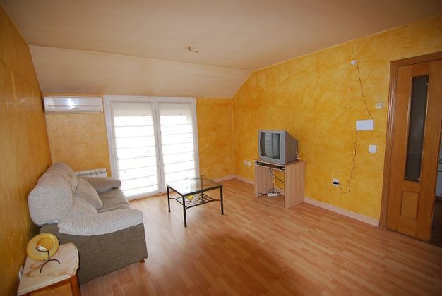 Foto 2 de Àtic en venda a San Benito - Soledad - Hispanidad de 2 habitacions amb terrassa i aire acondicionat