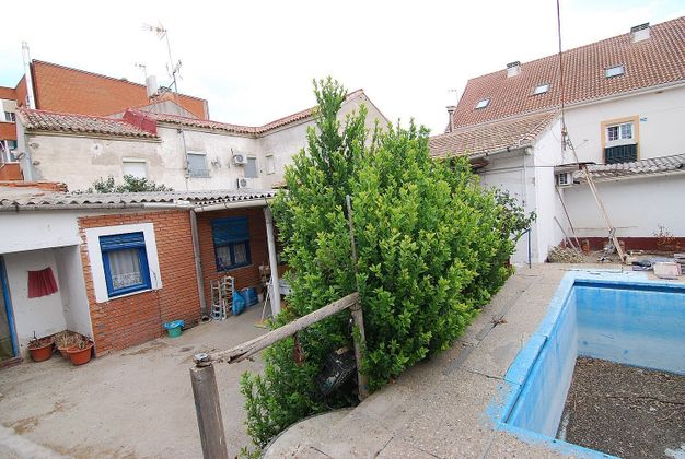 Foto 2 de Casa en venda a San Martín de la Vega de 2 habitacions amb piscina i jardí