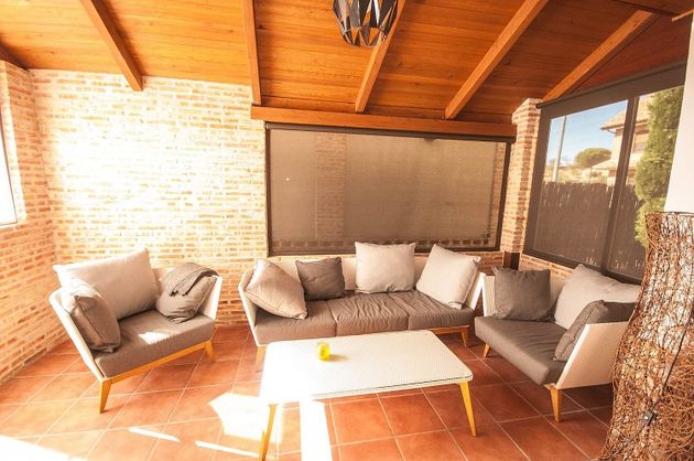Foto 2 de Casa en venda a Illescas de 4 habitacions amb terrassa i piscina