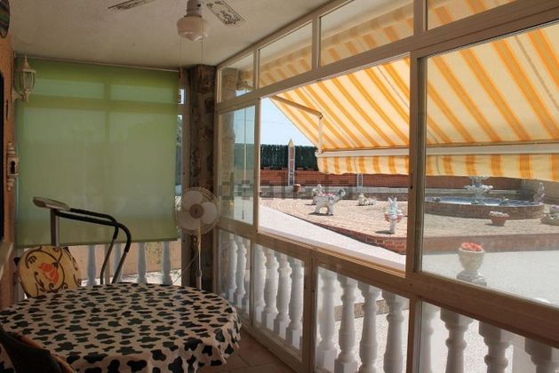Foto 1 de Chalet en venta en calle Valcarillo de 3 habitaciones con terraza y piscina