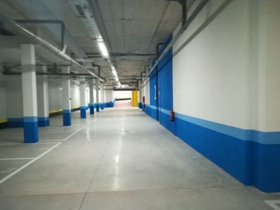 Foto 2 de Garatge en lloguer a calle Cortinas de Cervantes de 25 m²