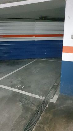 Foto 2 de Garatge en venda a calle Guinea Ecuatorial de 10 m²