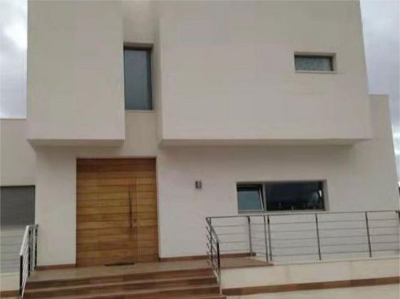 Foto 1 de Xalet en lloguer a La Algoda - Matola - El Pla de 7 habitacions amb terrassa i piscina