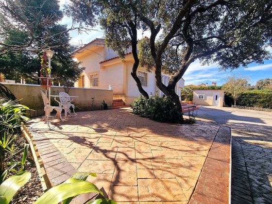 Foto 2 de Xalet en venda a Eurovillas de 5 habitacions amb terrassa i piscina