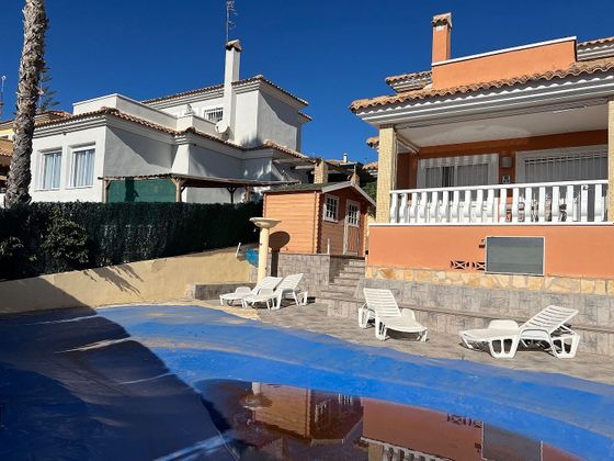Foto 2 de Casa en alquiler en Playa de San Juan de 3 habitaciones con terraza y piscina