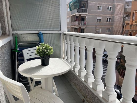 Foto 1 de Alquiler de piso en calle Mar Baltico de 1 habitación con terraza y muebles