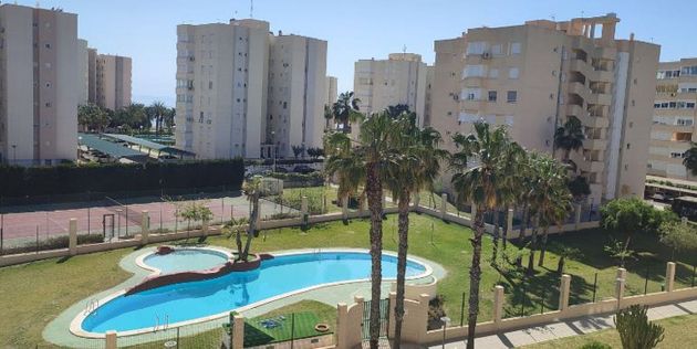 Foto 1 de Piso en venta en calle Profesor Rafael Casasemper de 2 habitaciones con terraza y piscina
