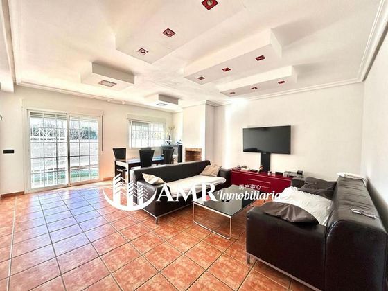 Foto 2 de Casa en venta en Illescas de 4 habitaciones con terraza y piscina