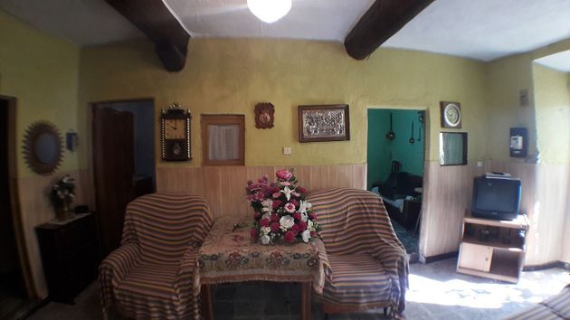 Foto 2 de Xalet en venda a calle Virgen de la Cabeza de 7 habitacions amb jardí