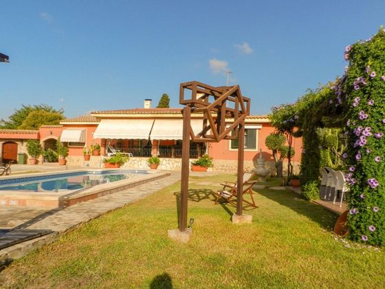 Foto 2 de Chalet en venta en Sol y Luz de 7 habitaciones con terraza y piscina