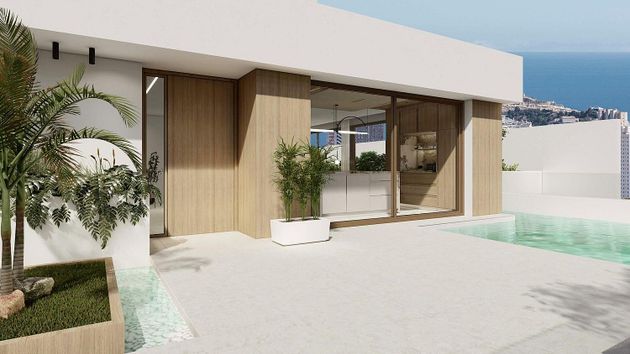 Foto 1 de Xalet en venda a Playa de Poniente de 6 habitacions amb terrassa i piscina