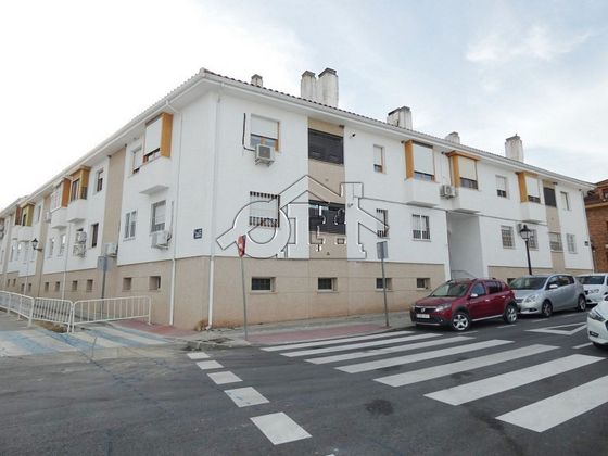 Foto 2 de Pis en venda a Sevilla la Nueva de 2 habitacions amb terrassa i piscina