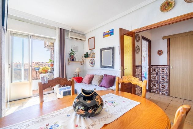 Foto 2 de Pis en venda a Fuensalida de 3 habitacions amb terrassa i aire acondicionat