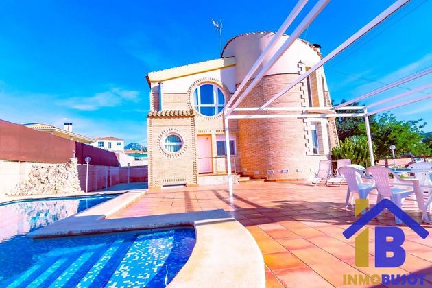 Foto 2 de Xalet en venda a Busot de 4 habitacions amb terrassa i piscina