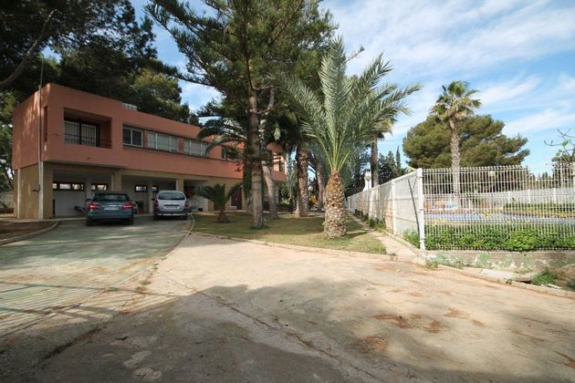 Foto 2 de Xalet en venda a Los Balcones - Los Altos del Edén de 6 habitacions amb terrassa i piscina