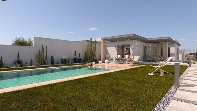 Foto 1 de Casa en venda a Santiago de la Ribera de 3 habitacions amb terrassa i piscina