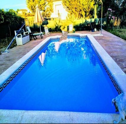 Foto 1 de Venta de chalet en Colmenar de Oreja de 3 habitaciones con terraza y piscina