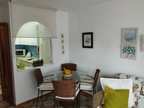 Foto 2 de Piso en venta en Torre de la Horadada de 2 habitaciones con terraza y garaje