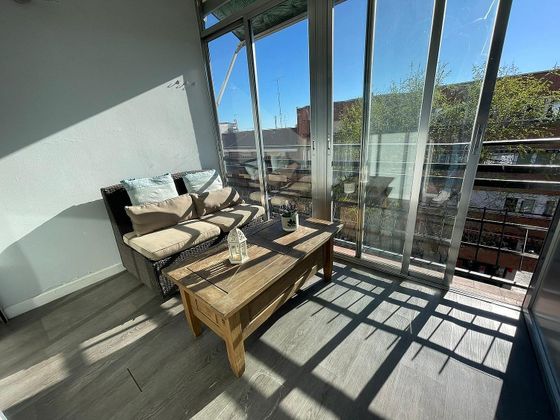 Foto 2 de Alquiler de piso en calle Gómez de Avellaneda de 1 habitación con terraza y muebles