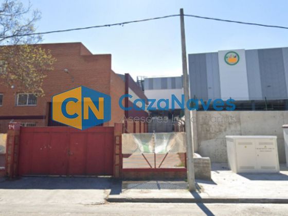 Foto 2 de Nave en alquiler en Zona Casco Antiguo de 1227 m²