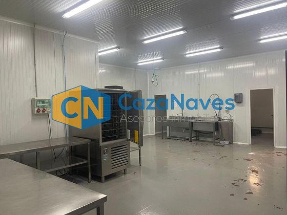 Foto 1 de Nave en venta en Guardia Civil - Zona industrial de 190 m²