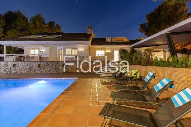 Foto 2 de Chalet en venta en La Alcayna de 9 habitaciones con terraza y piscina
