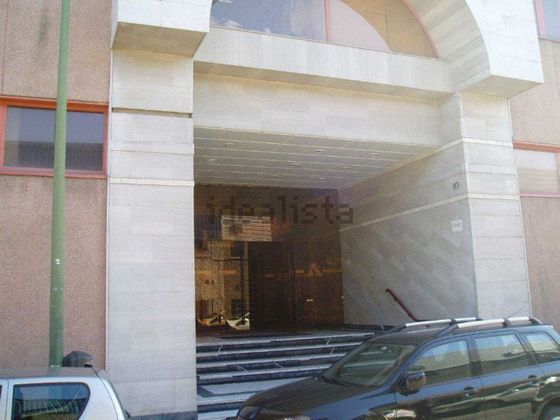 Foto 2 de Oficina en lloguer a calle Castrobarto amb terrassa i garatge