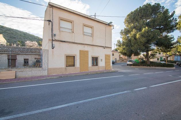 Foto 1 de Casa en venta en calle Cuevas de Levante de 7 habitaciones con terraza y aire acondicionado