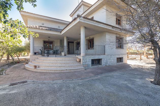 Foto 1 de Casa en venda a calle Arrabal Zval San Urbanizs de 6 habitacions amb terrassa i piscina