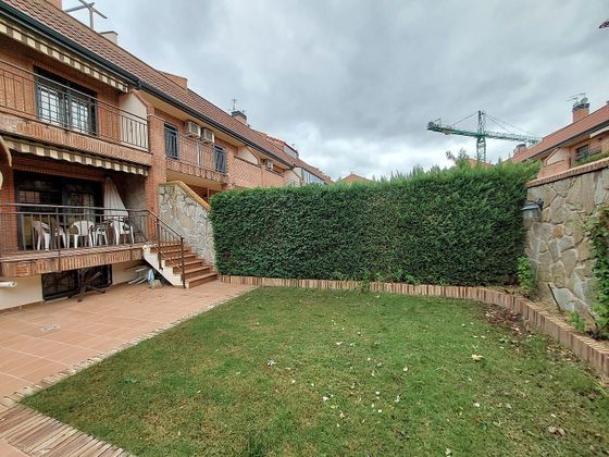 Foto 2 de Casa adossada en venda a El Pilar - Bripac de 6 habitacions amb terrassa i garatge