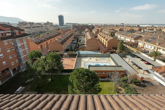 Foto 1 de Venta de ático en La Garena de 3 habitaciones con terraza y piscina
