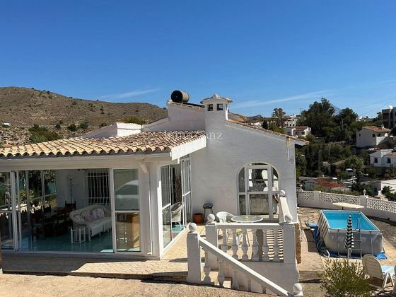 Foto 2 de Xalet en venda a Pueblo Acantilado-Venta Lanuza de 2 habitacions amb terrassa i piscina