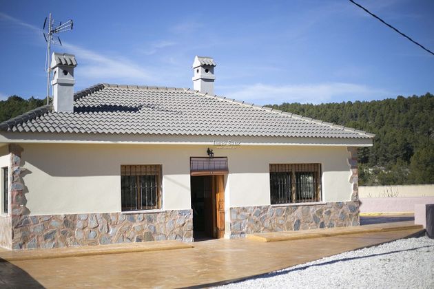 Foto 1 de Venta de chalet en Torremanzanas/Torre de les Maçanes (la) de 3 habitaciones con terraza y garaje