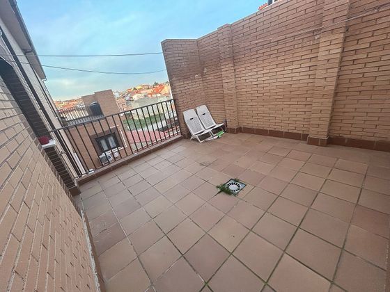 Foto 2 de Àtic en venda a calle Eras de 2 habitacions amb terrassa i garatge