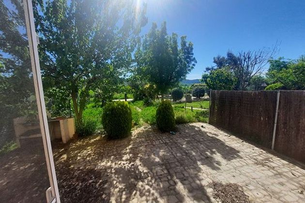 Foto 2 de Casa en venda a Torremocha de Jarama de 3 habitacions amb garatge i jardí