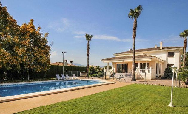 Foto 1 de Casa en venda a Rincón de Loix de 5 habitacions amb terrassa i piscina