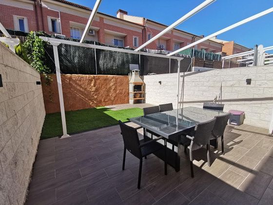 Foto 1 de Casa en venda a Los Hueros de 3 habitacions amb terrassa i piscina