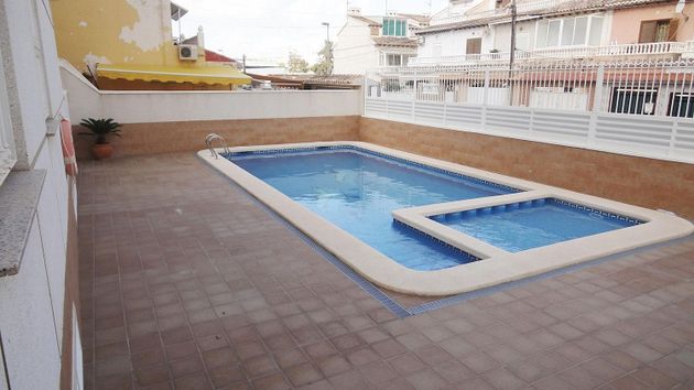 Foto 1 de Pis en venda a calle Bella Antonia de 1 habitació amb terrassa i piscina