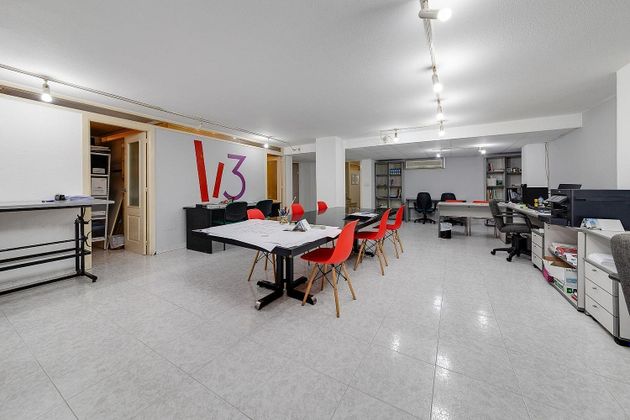 Foto 1 de Venta de oficina en Playa del Cura de 181 m²