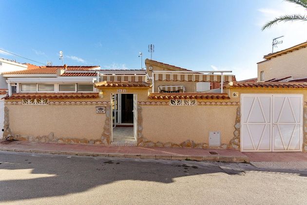 Foto 1 de Casa adossada en venda a Ciudad Quesada de 2 habitacions amb terrassa i aire acondicionat