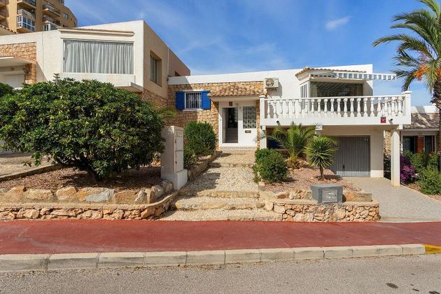 Foto 1 de Casa en venda a Torrelamata - La Mata de 3 habitacions amb terrassa i garatge